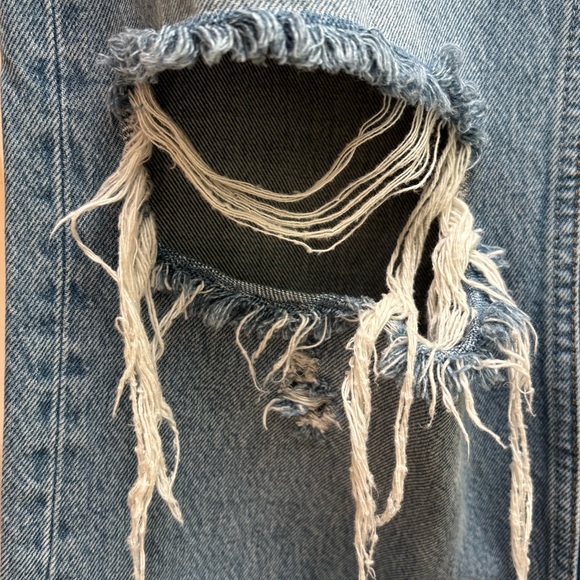 Reformation “WILDER” High Rise Wide Leg cotton distressed jeans size 27 ✨ - Picture 7 of 7